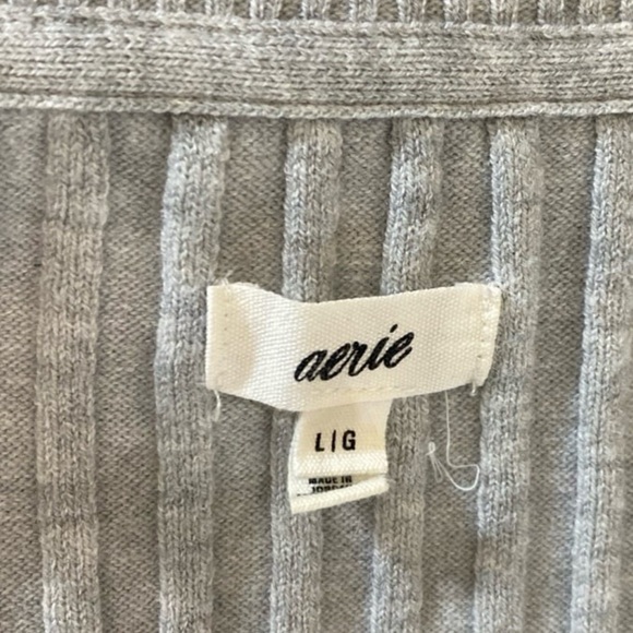 Aerie Wide Rib Crop Knit Button Down Cardigan Sweater in Gray Size Large - Picture 3 of 3